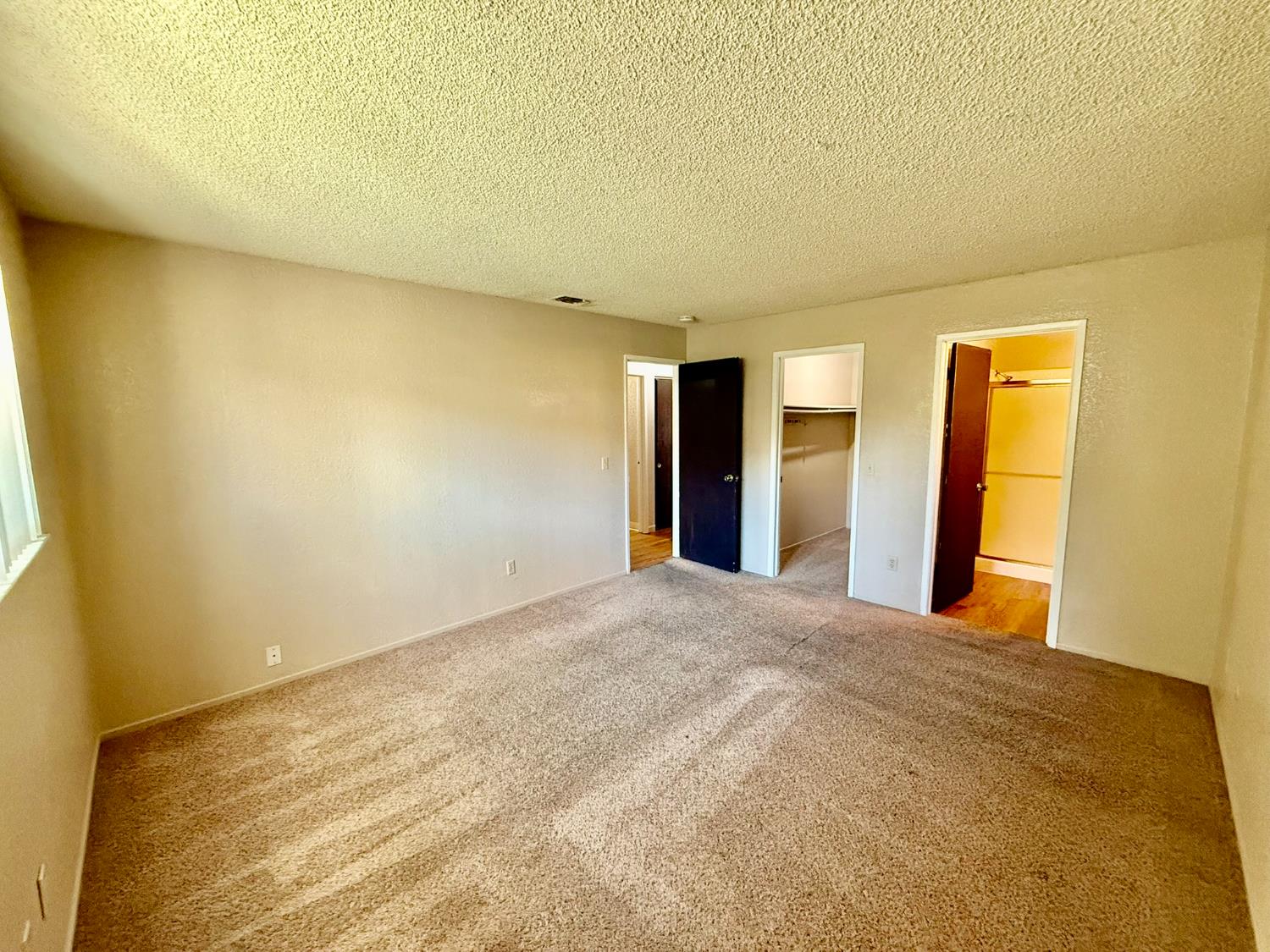 7330 Kelley Drive, Stockton, California image 14