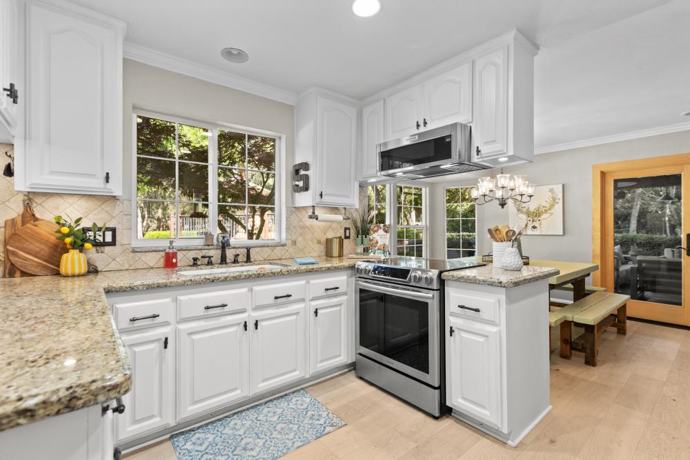 Oakridge Drive, Loomis, California image 11