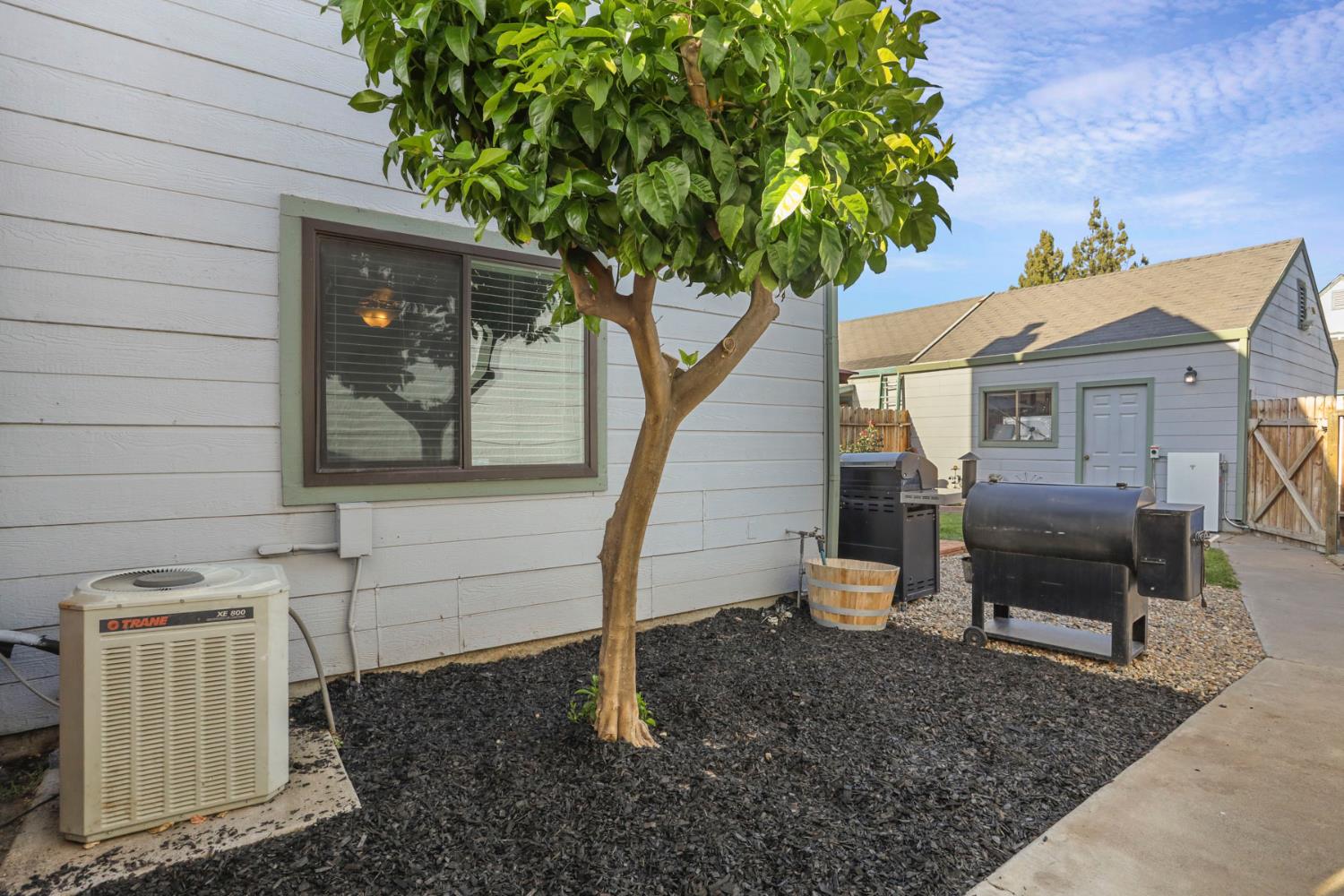 Benjamin Place, Manteca, California image 40