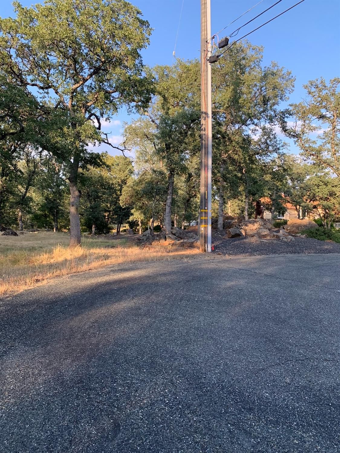 Kelso Court, Auburn, California image 39