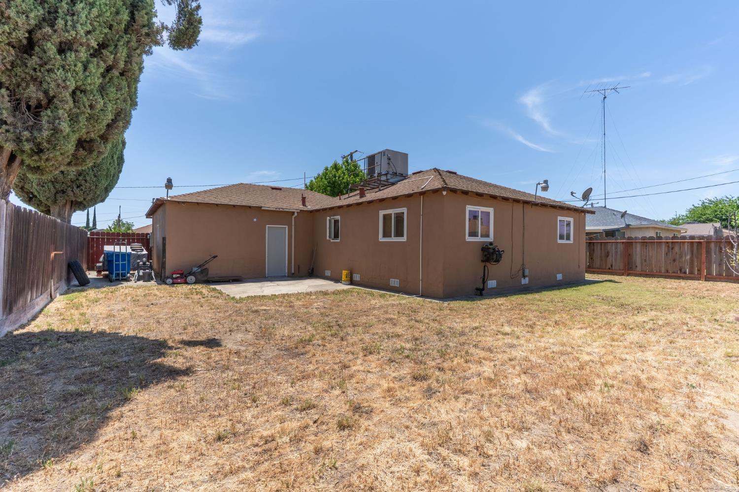 Dale Avenue, Ceres, California image 18