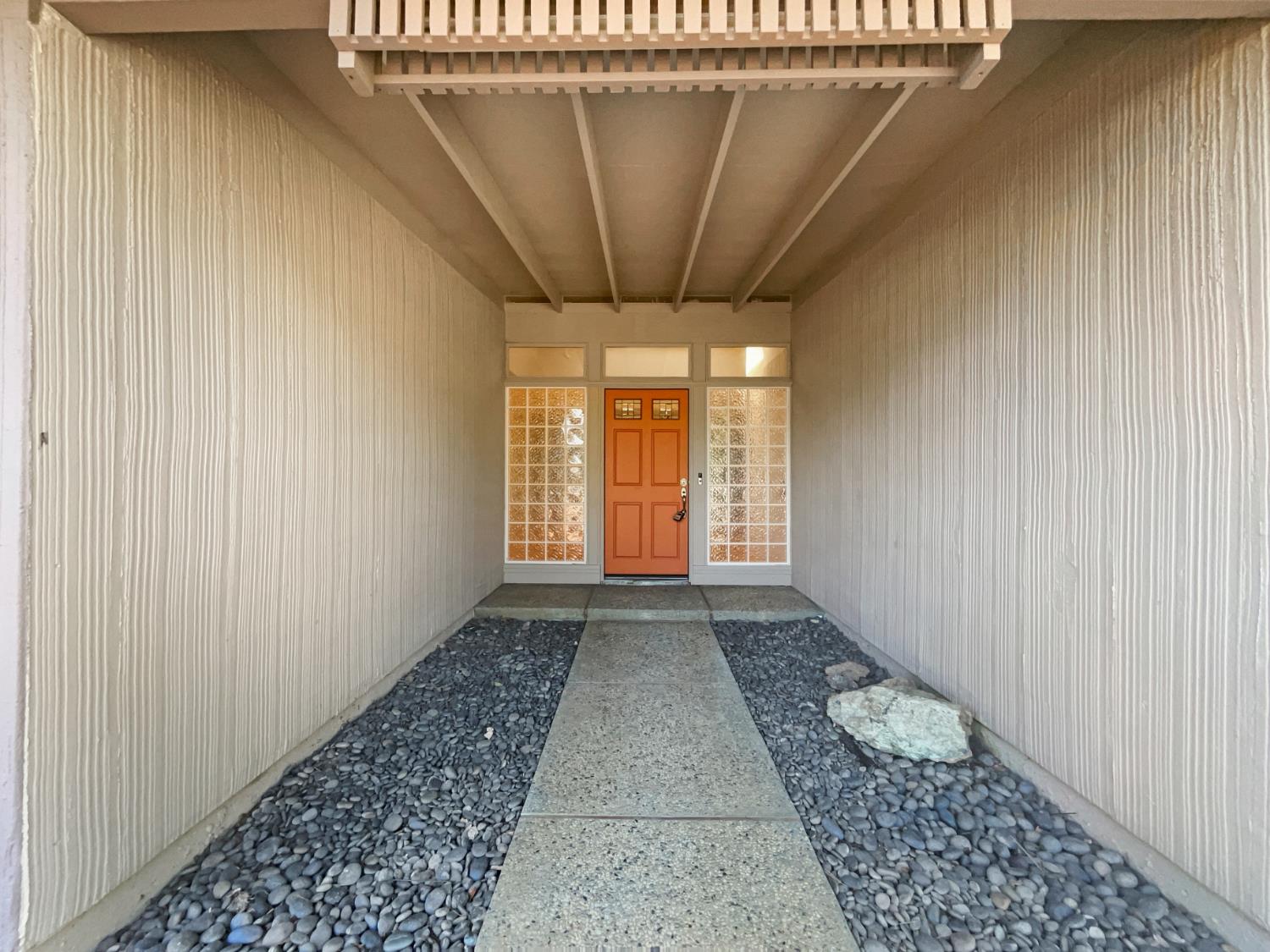 Grande Avenue, Davis, California image 12