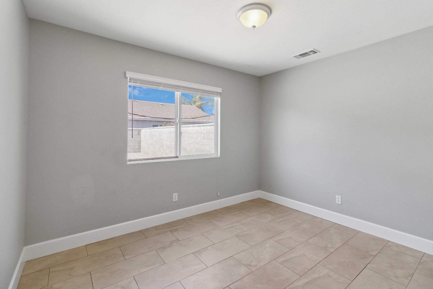 Livorno Way, Elk Grove, California image 18