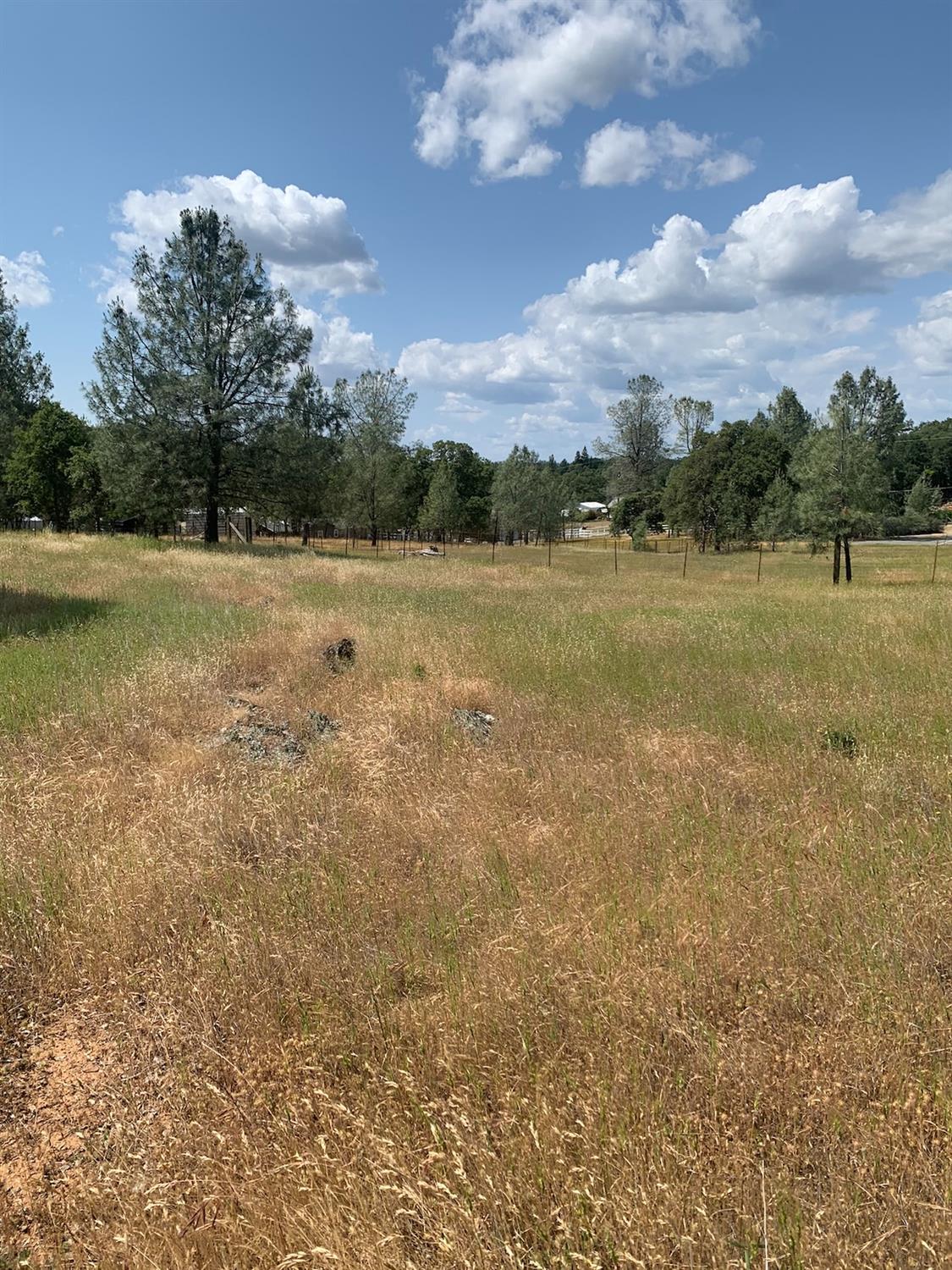 Kelso Court, Auburn, California image 6