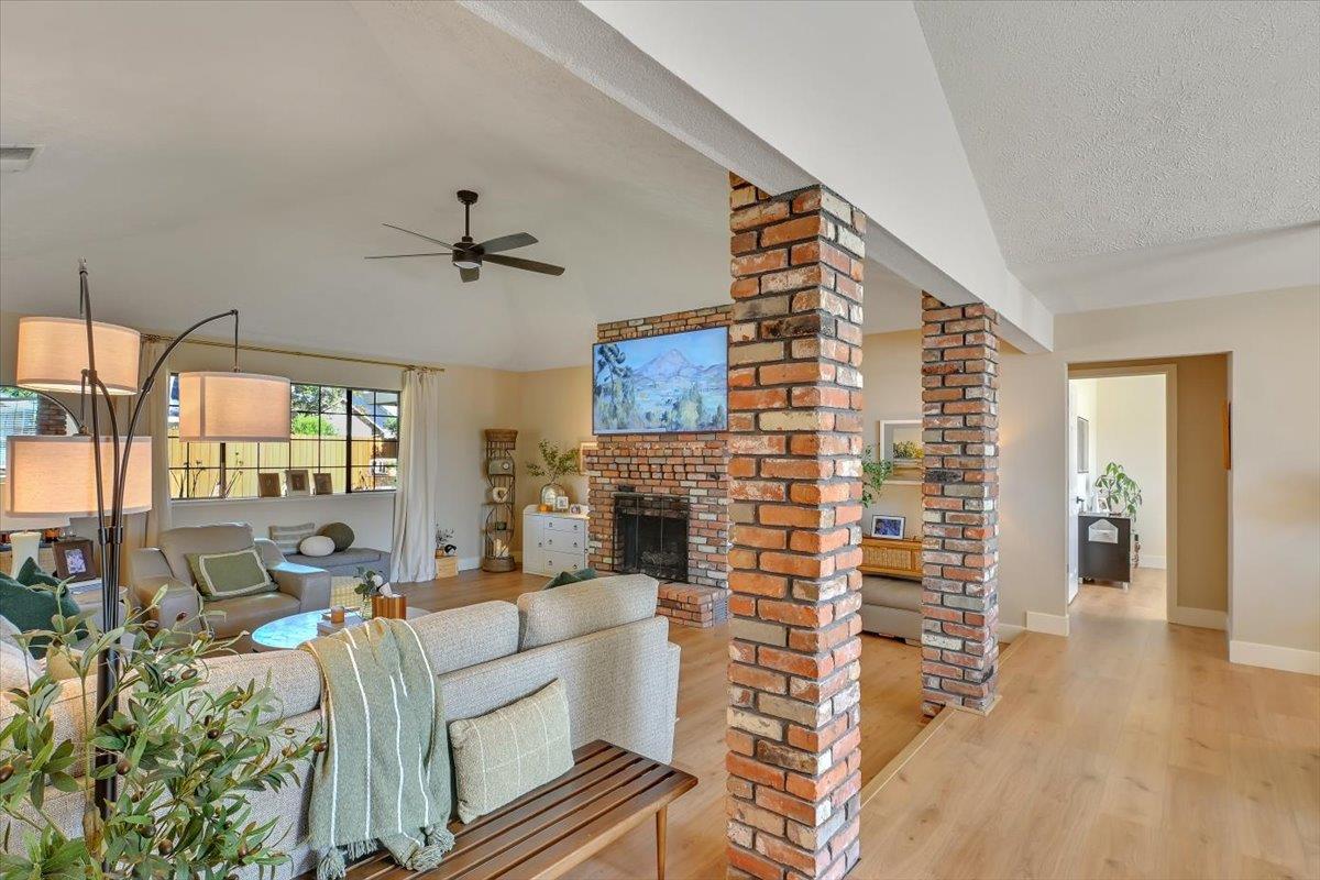 Woodhaven Drive, Yuba City, California image 13