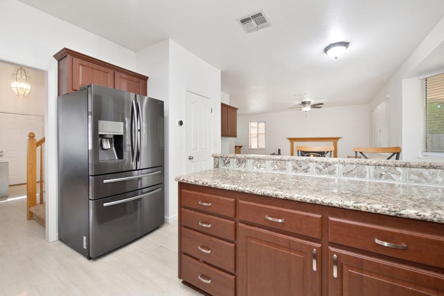 Devon Court, Rocklin, California image 16