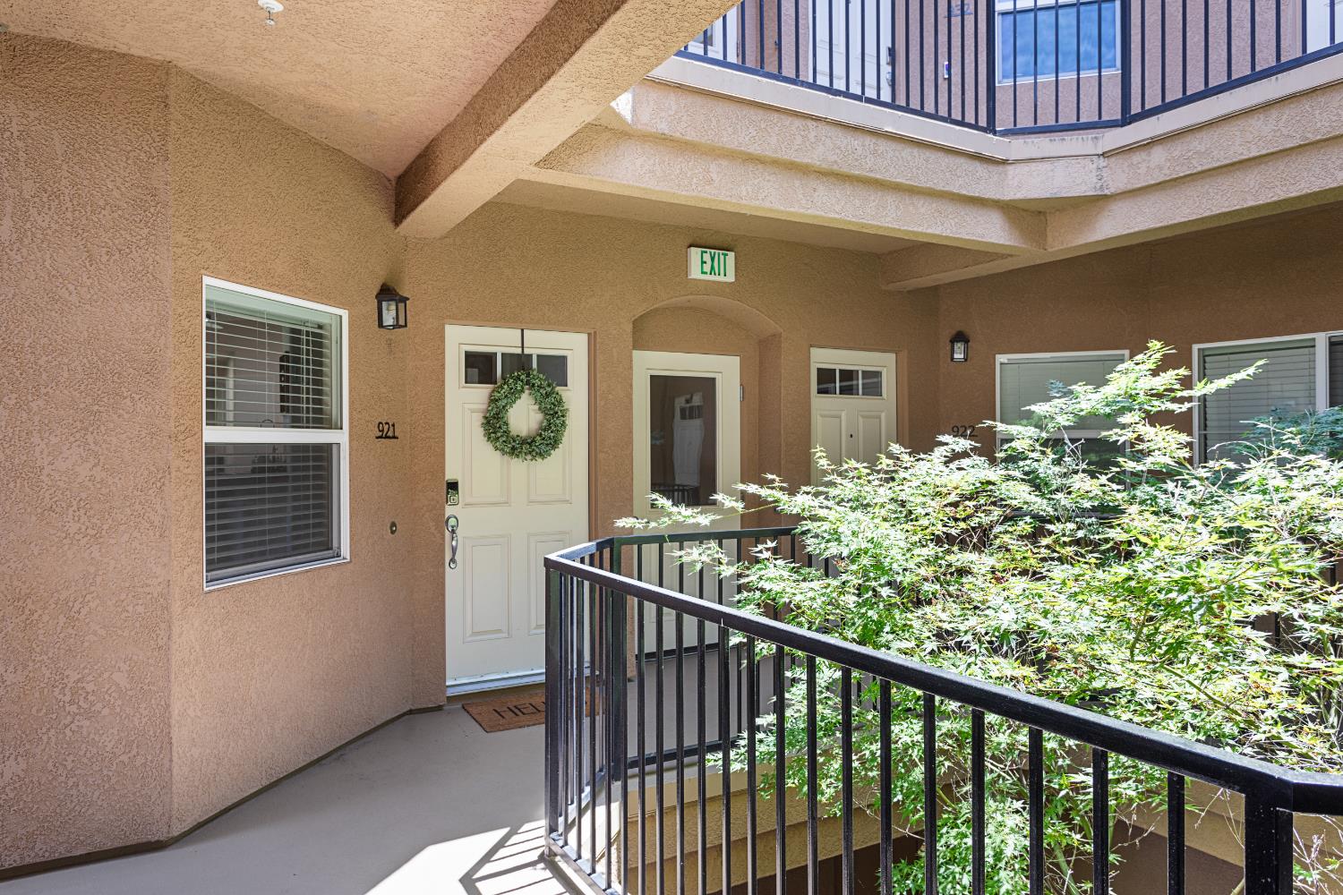 Photo #3: 225068603 Listing 