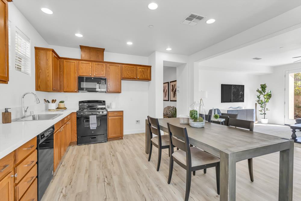Barnhill Drive, Folsom, California image 4