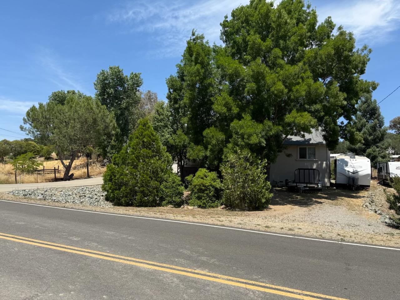 Garner Place, Valley Springs, California image 12