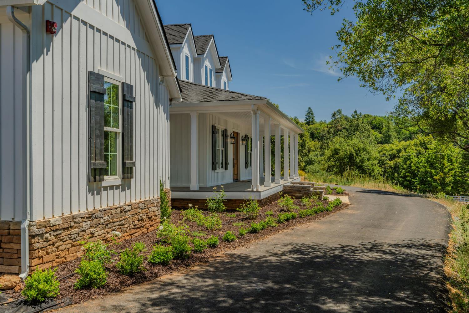 Detail Gallery Image 68 of 75 For 14874 Surrey Junction Ln, Sutter Creek,  CA 95685 - 4 Beds | 3/1 Baths