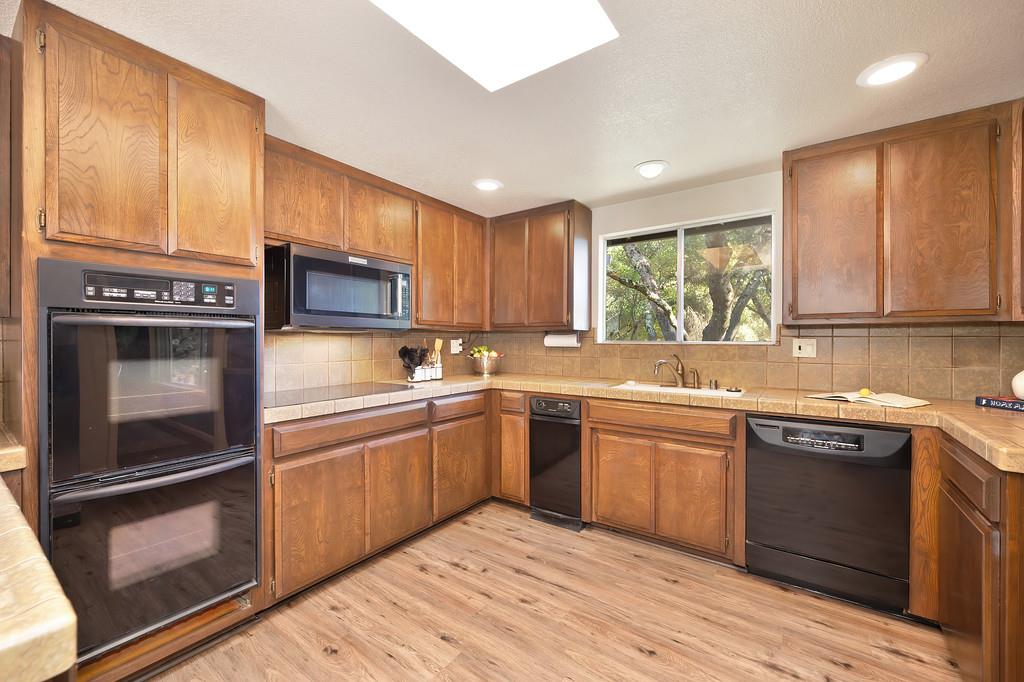 Shady Creek Lane, Granite Bay, California image 17