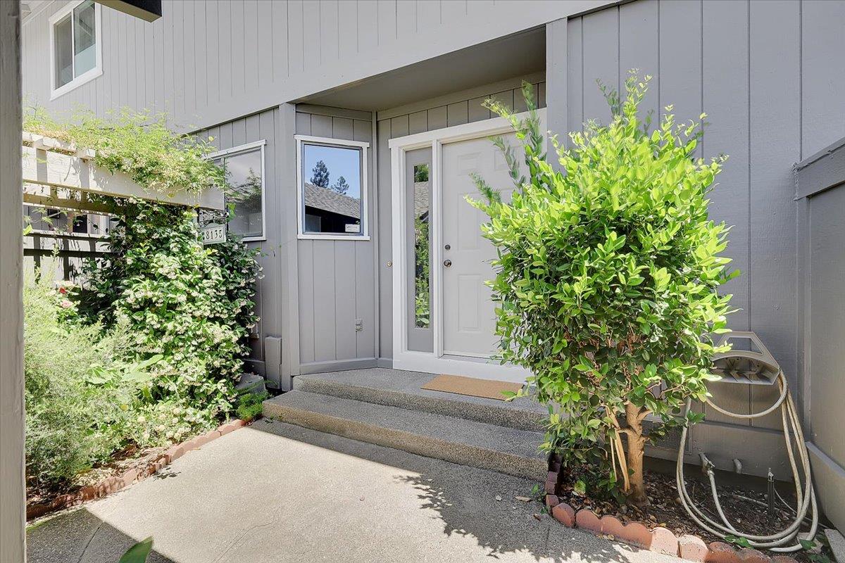 Photo #6: 225067694 Listing: Photo #6