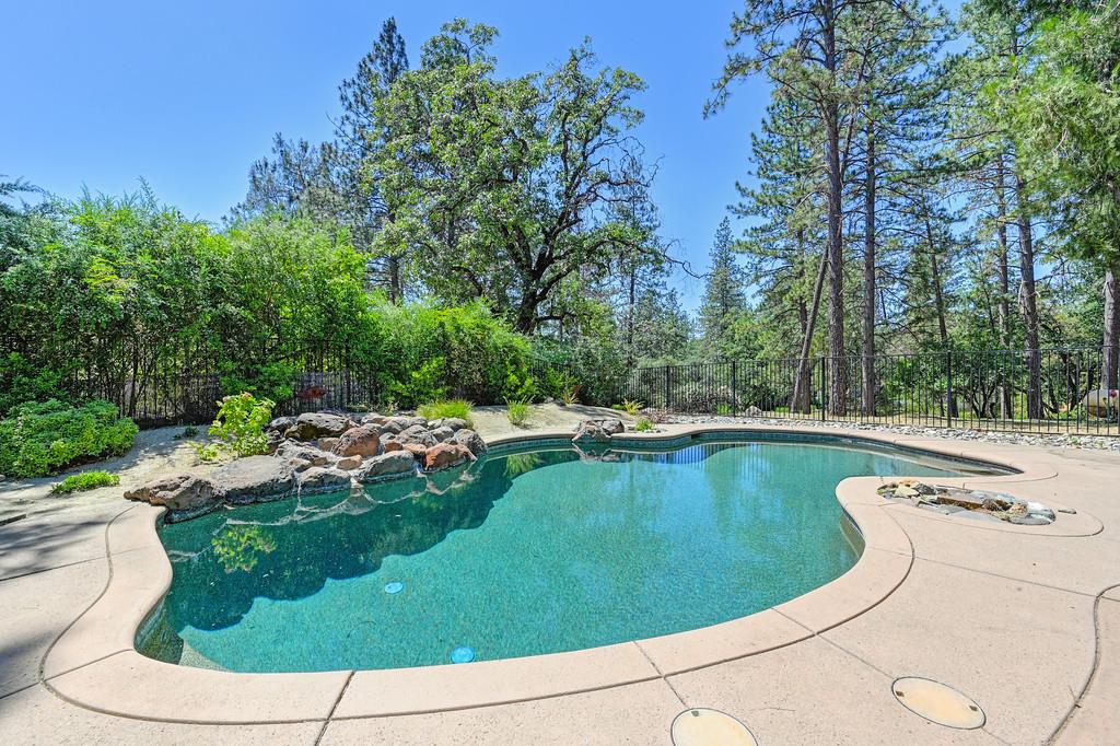 Orchard Place, Applegate, California image 41