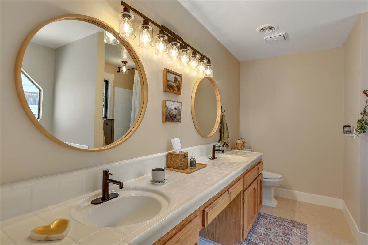 Woodhaven Drive, Yuba City, California image 27