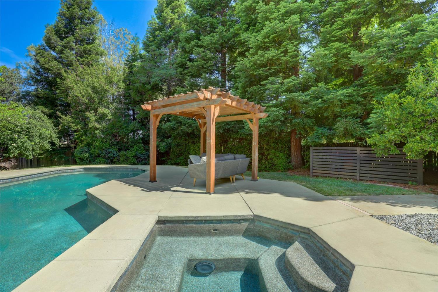 Erin Drive, Auburn, California image 28