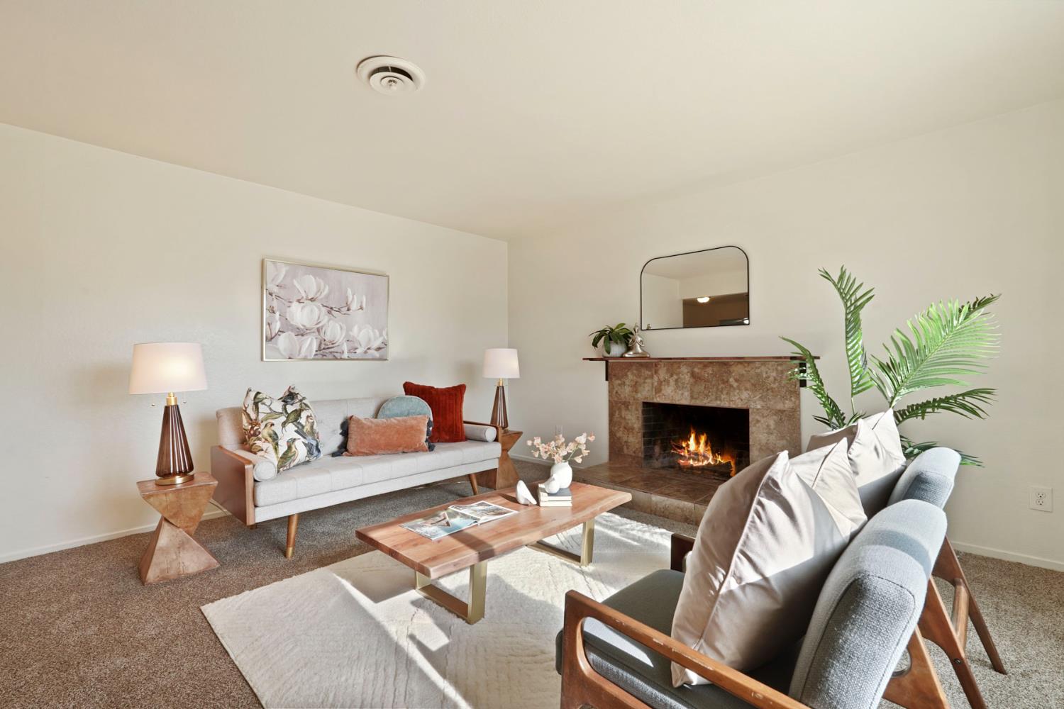 Kingwood Avenue, Manteca, California image 9
