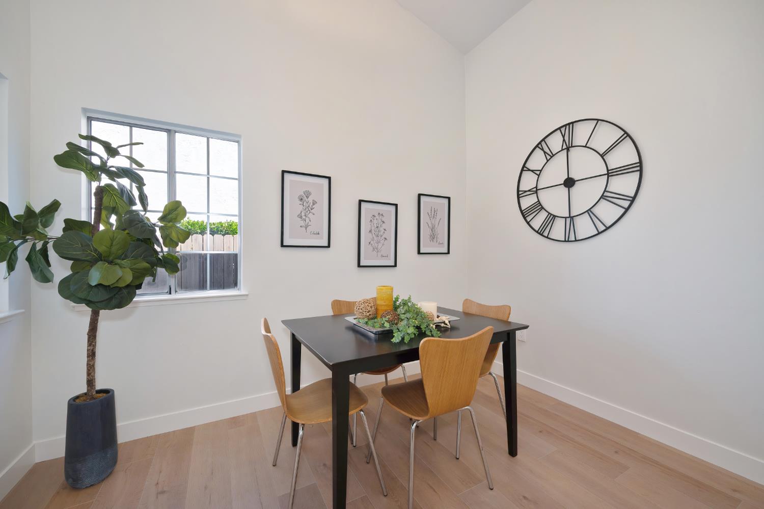 Ebonywood Court, Citrus Heights, California image 9