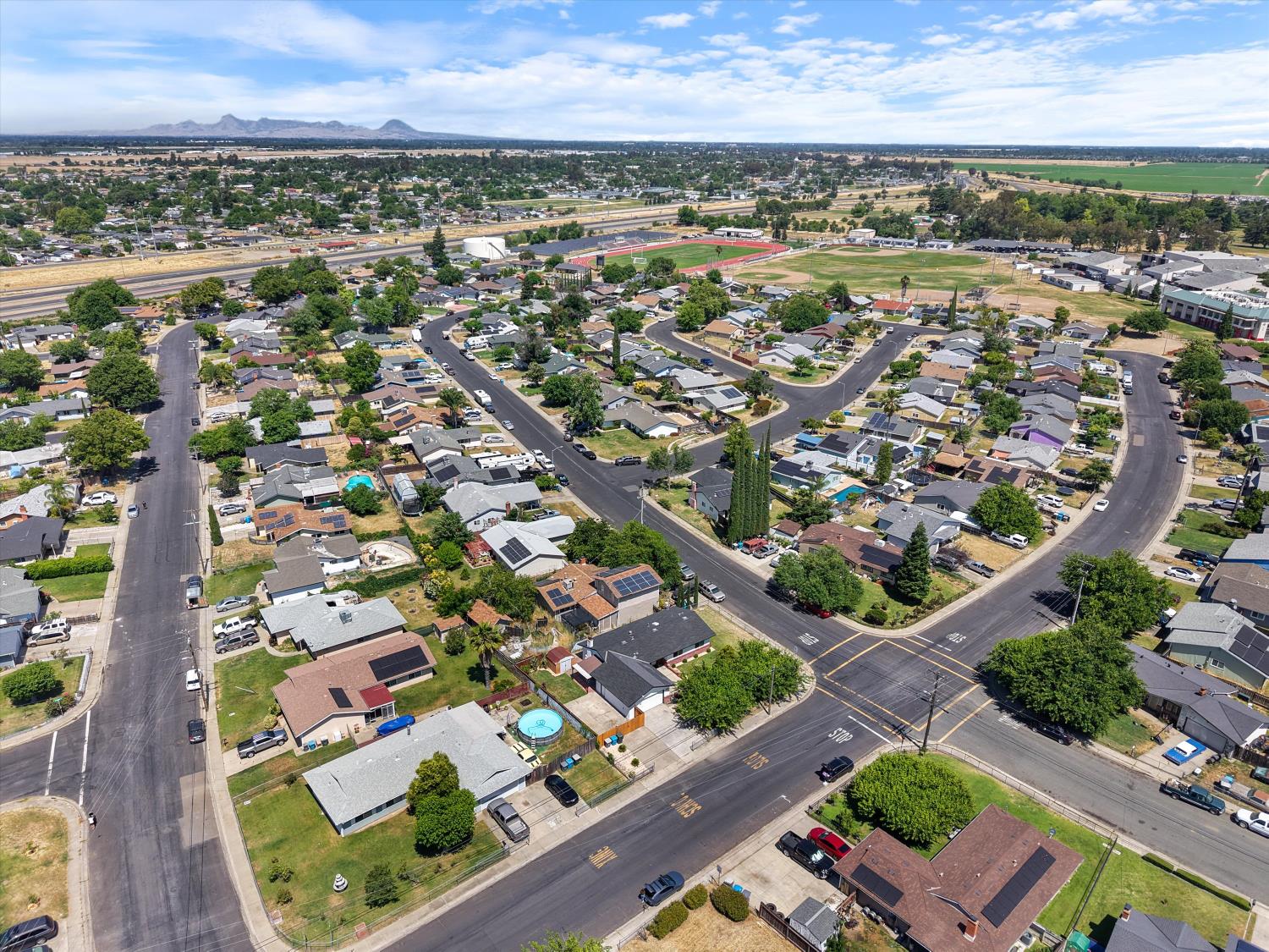 Evelyn Drive, Olivehurst, California image 35