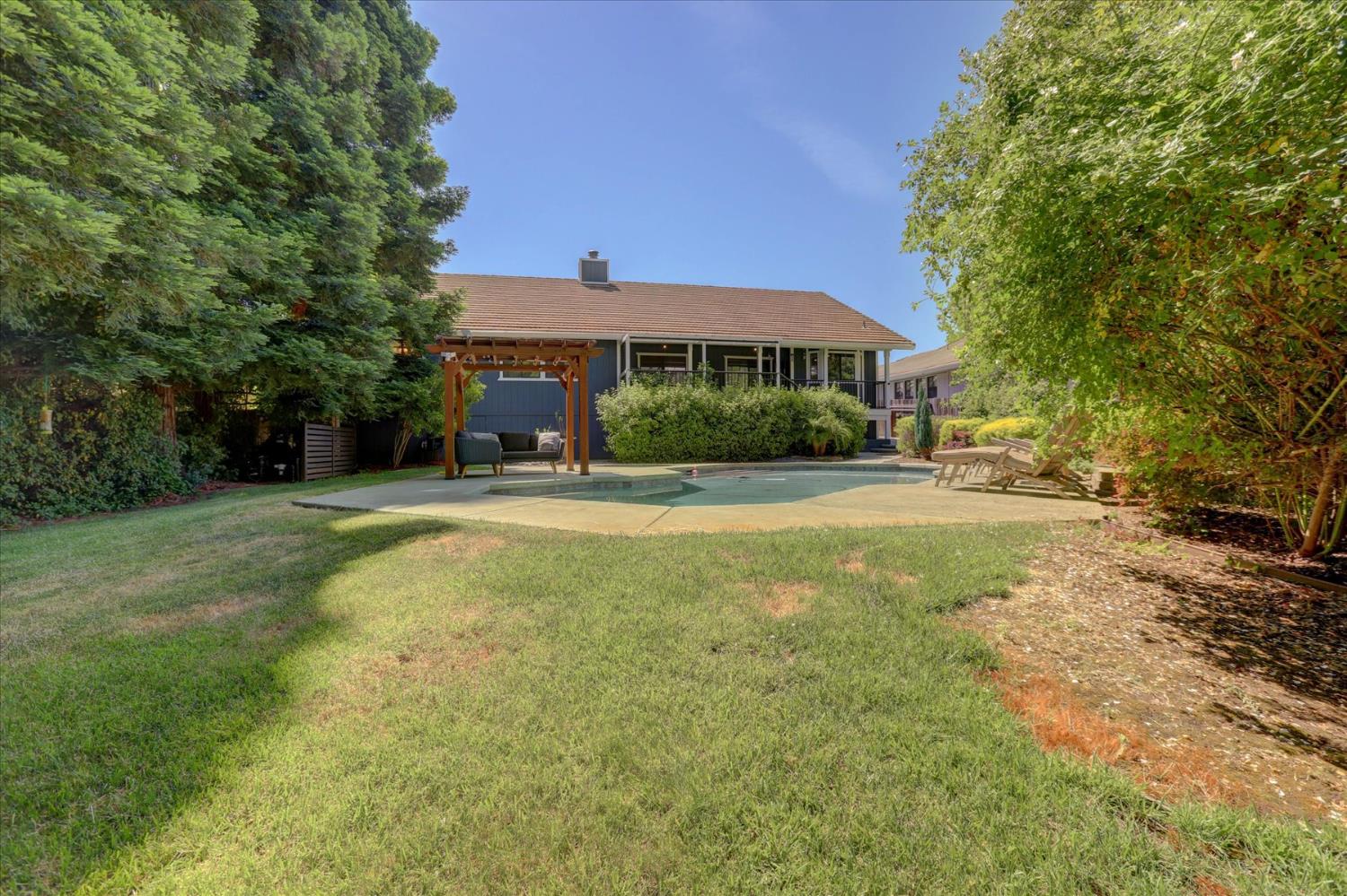 Erin Drive, Auburn, California image 36