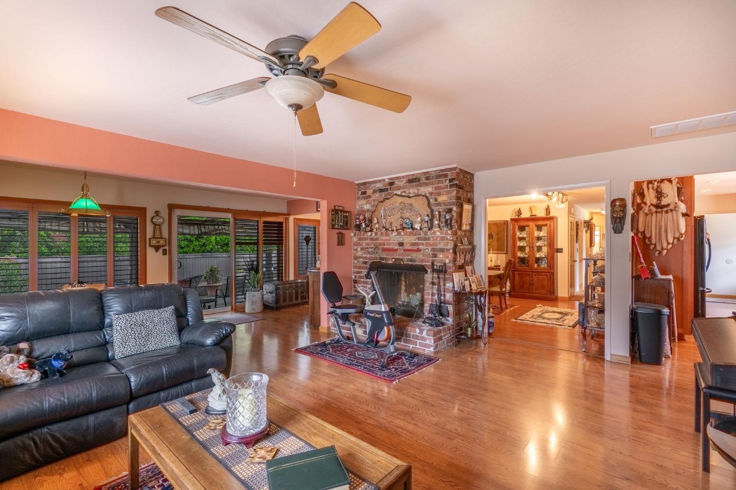Beacon Hill Drive, Castro Valley, California image 12