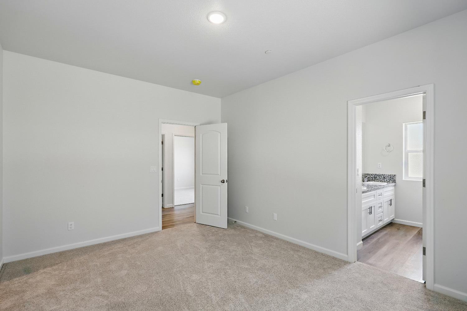 Oleander Street, Chowchilla, California image 15