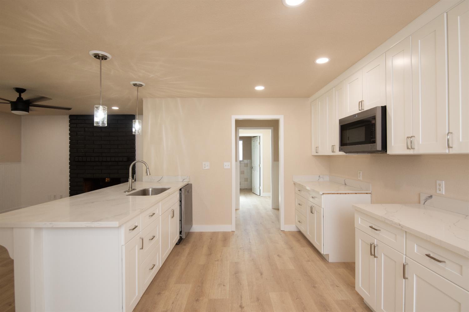 Woodbridge Court, Modesto, California image 7