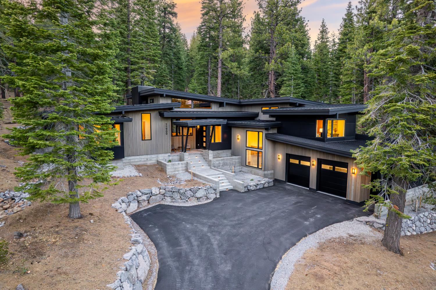 Saddleback Drive, Truckee, California image 1