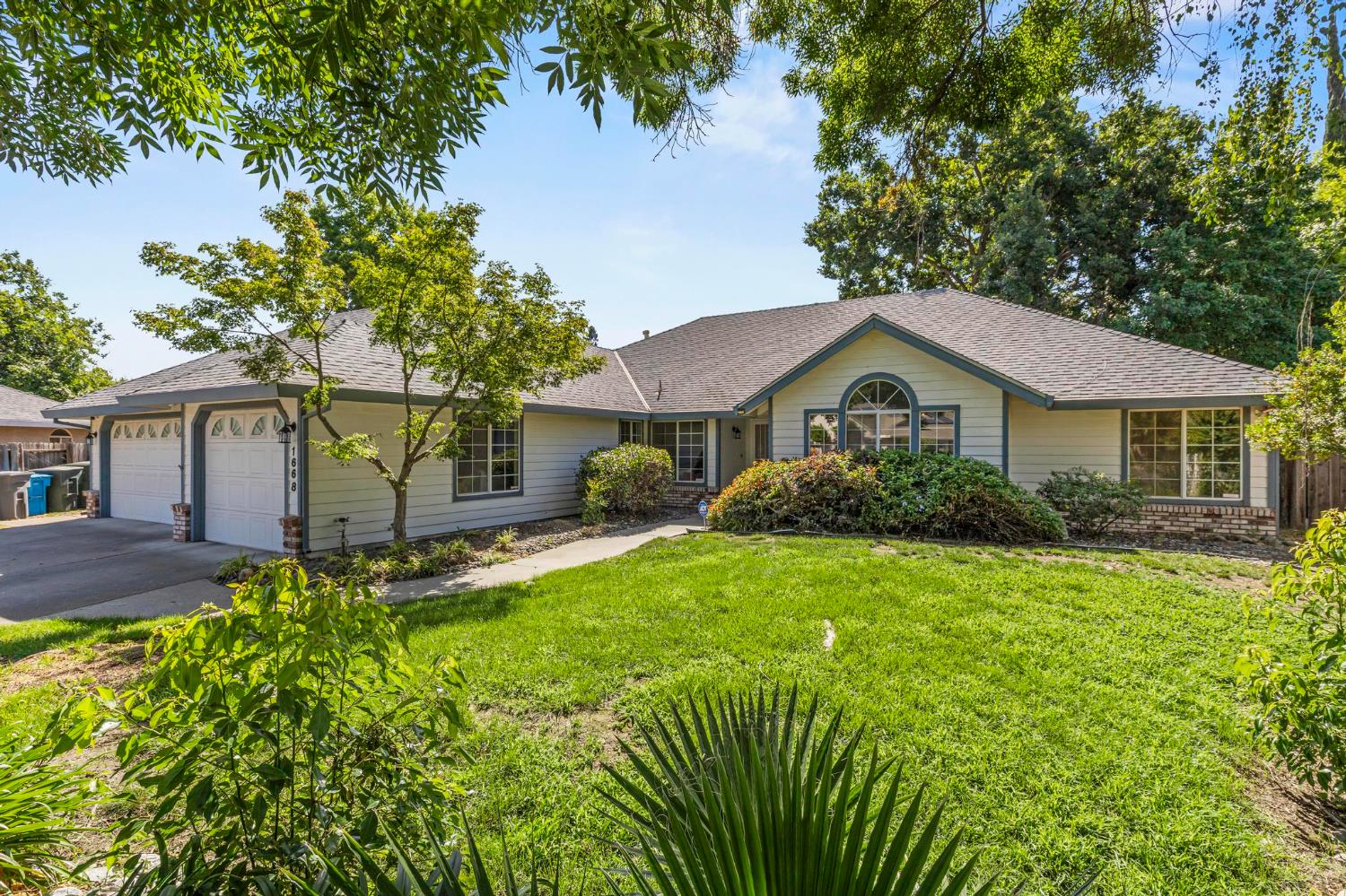 Greenwood Way, Yuba City, California image 46