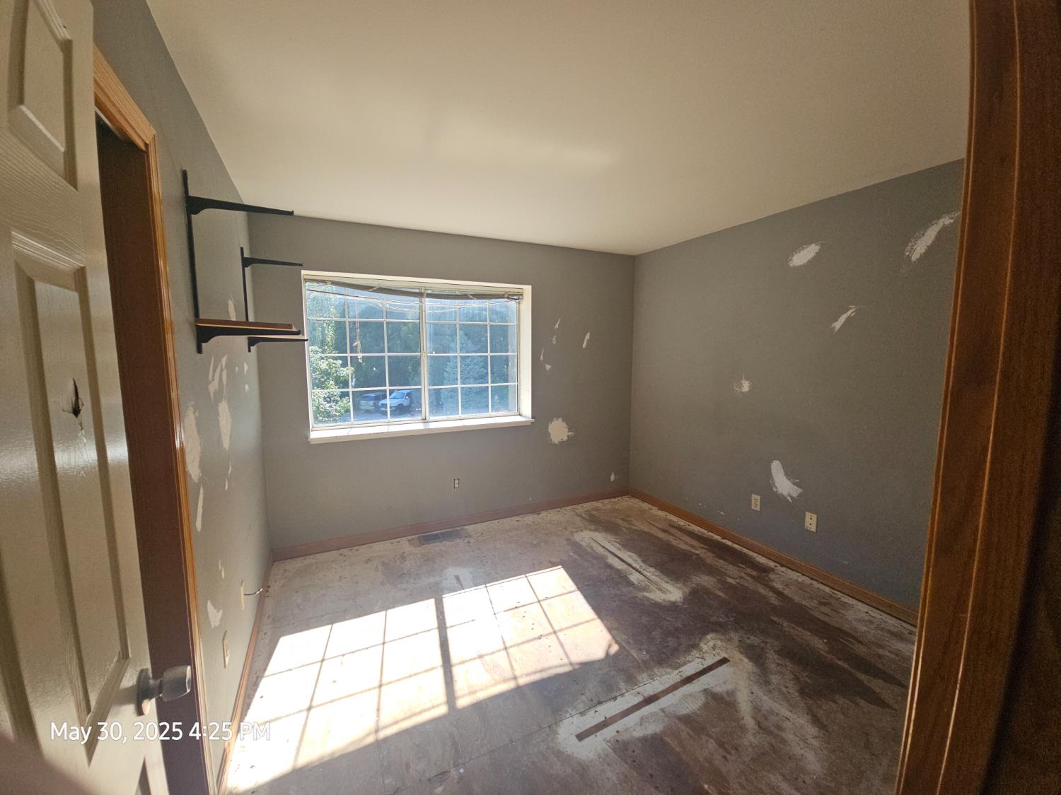 Woods Court, Nevada City, California image 15