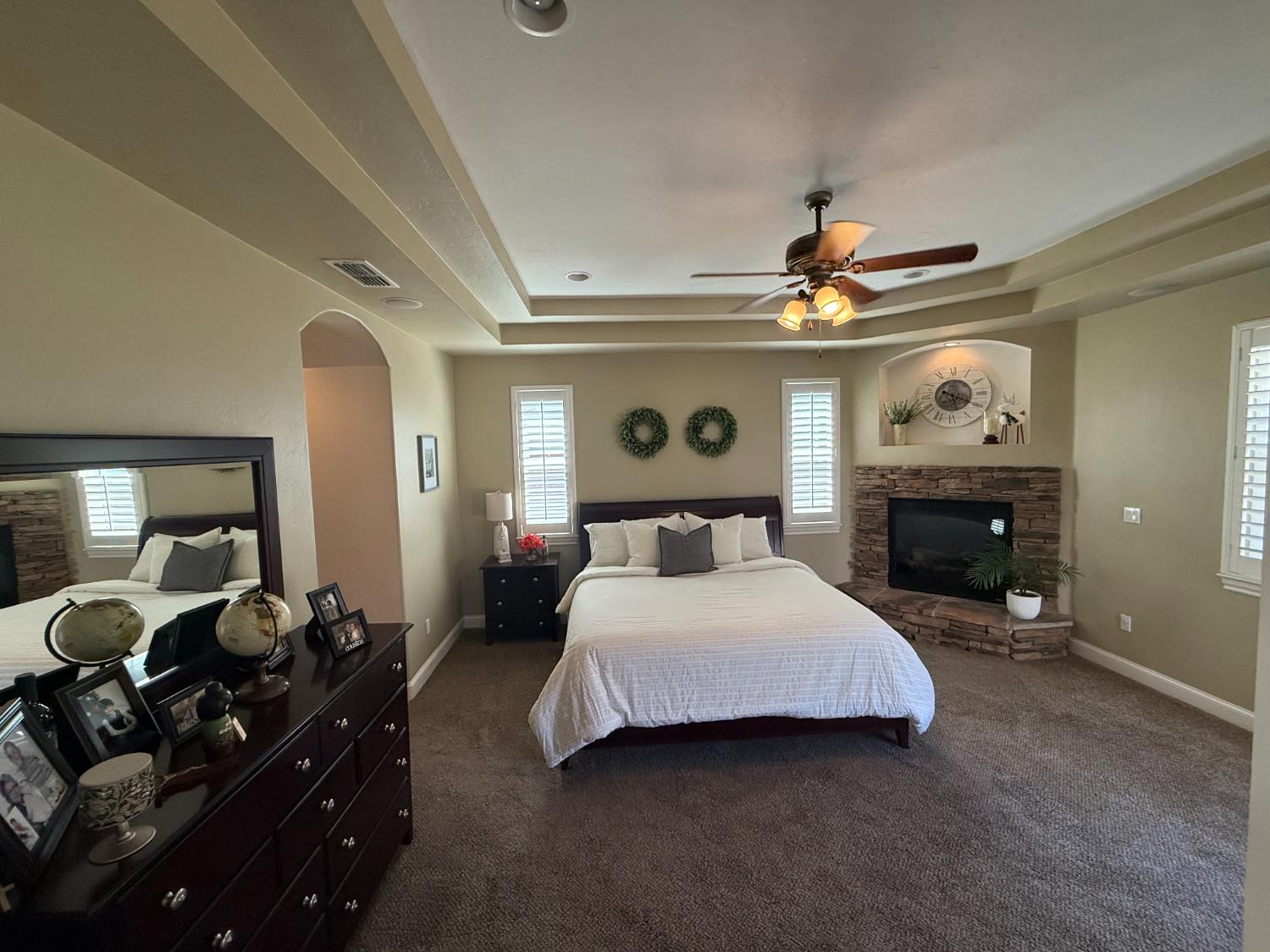 Terracina Circle, Manteca, California image 34