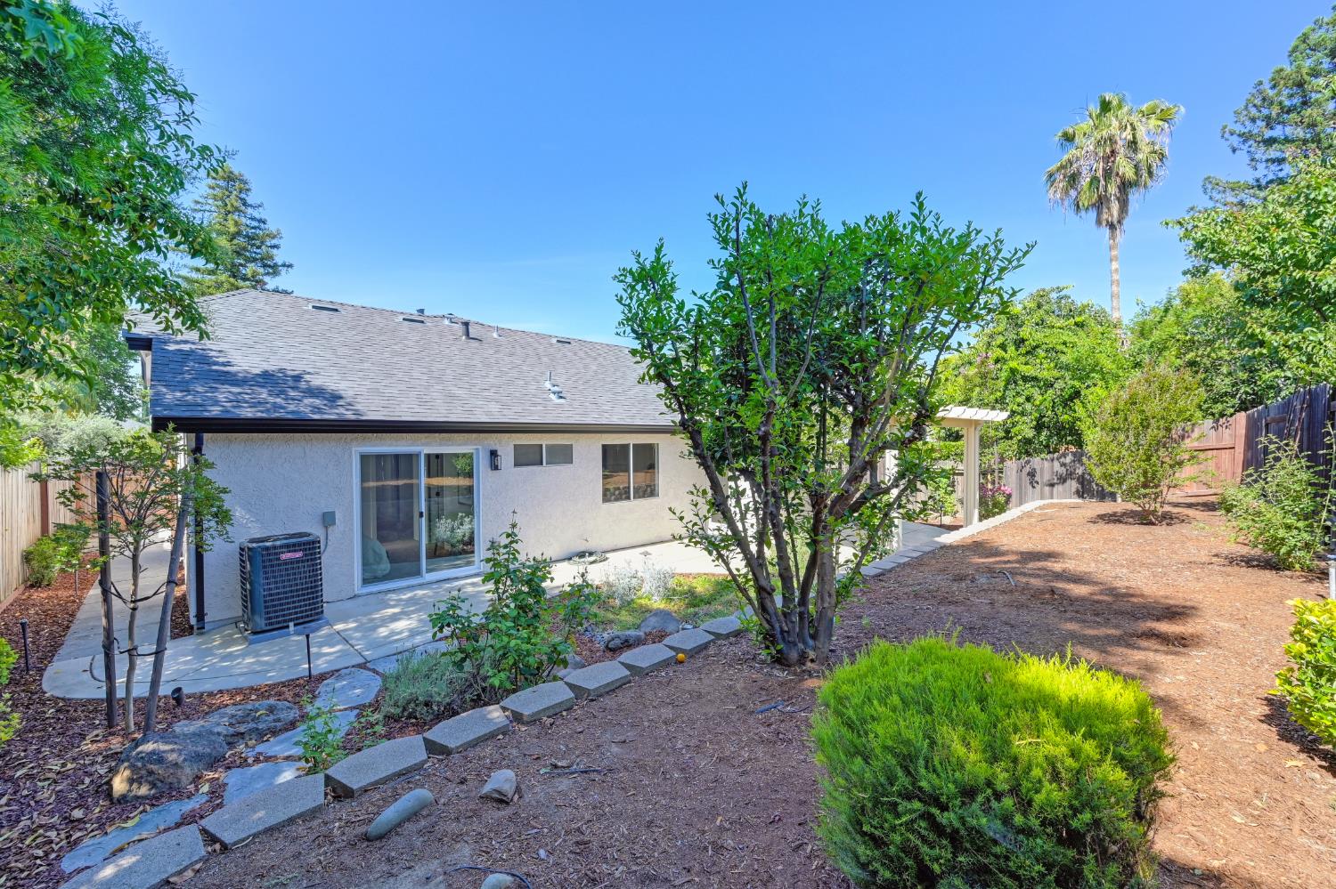 Ebonywood Court, Citrus Heights, California image 30