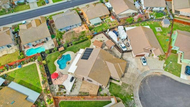 Silver Crown Court, Elk Grove, California image 24