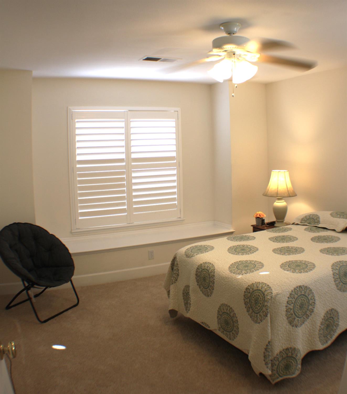Daisy Lane, Tracy, California image 32