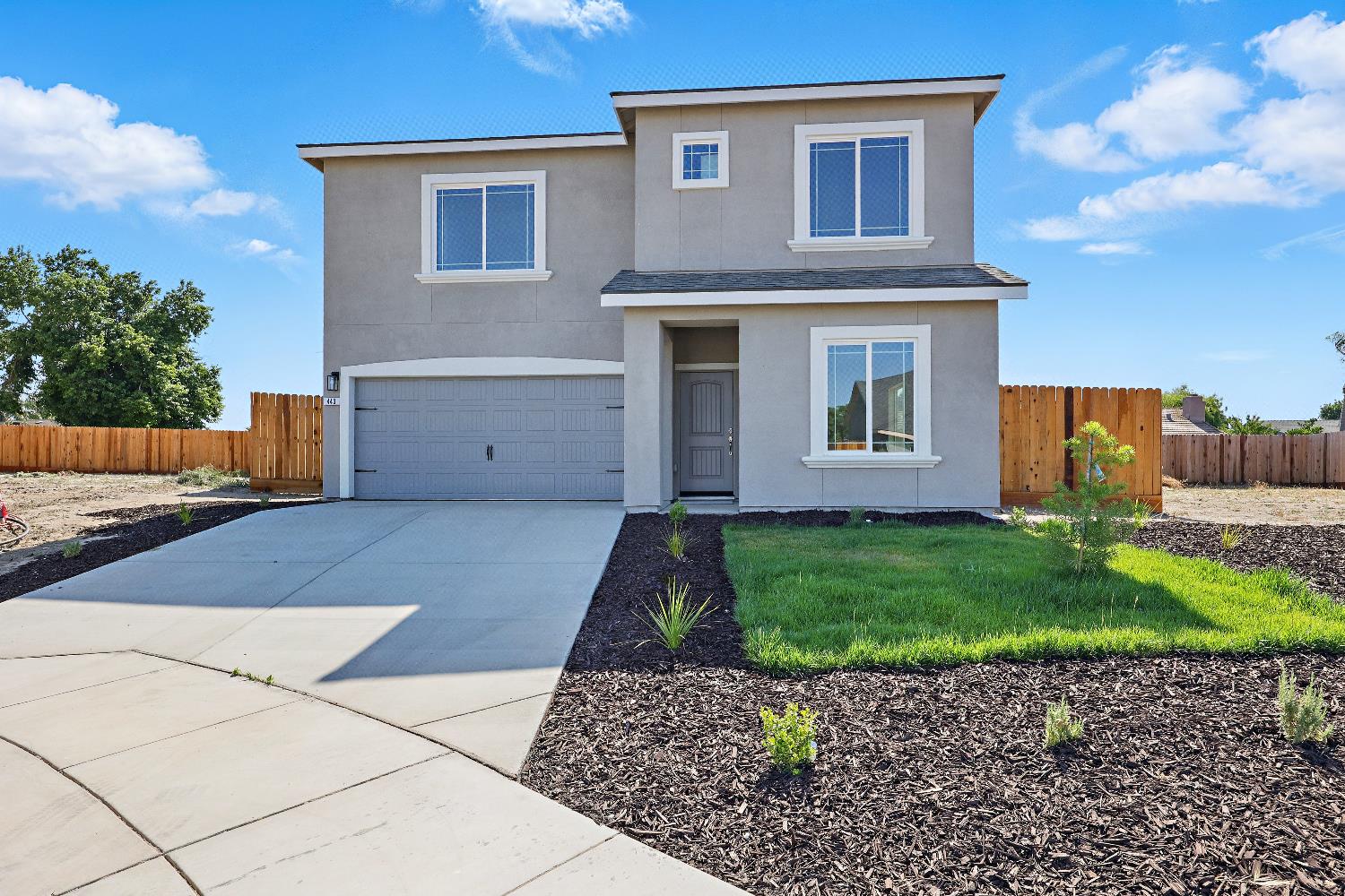 Oleander Court, Chowchilla, California image 2