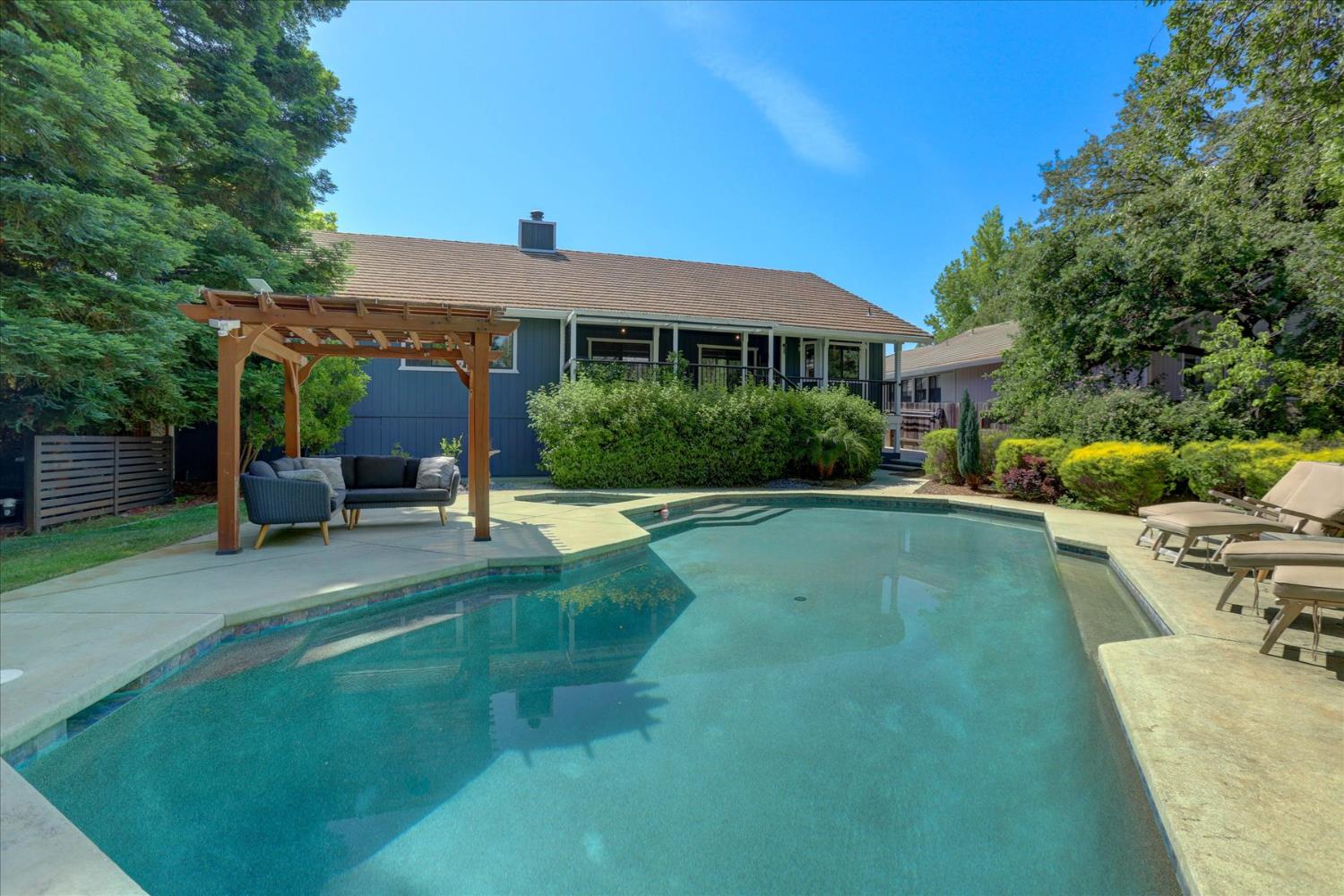 Erin Drive, Auburn, California image 32