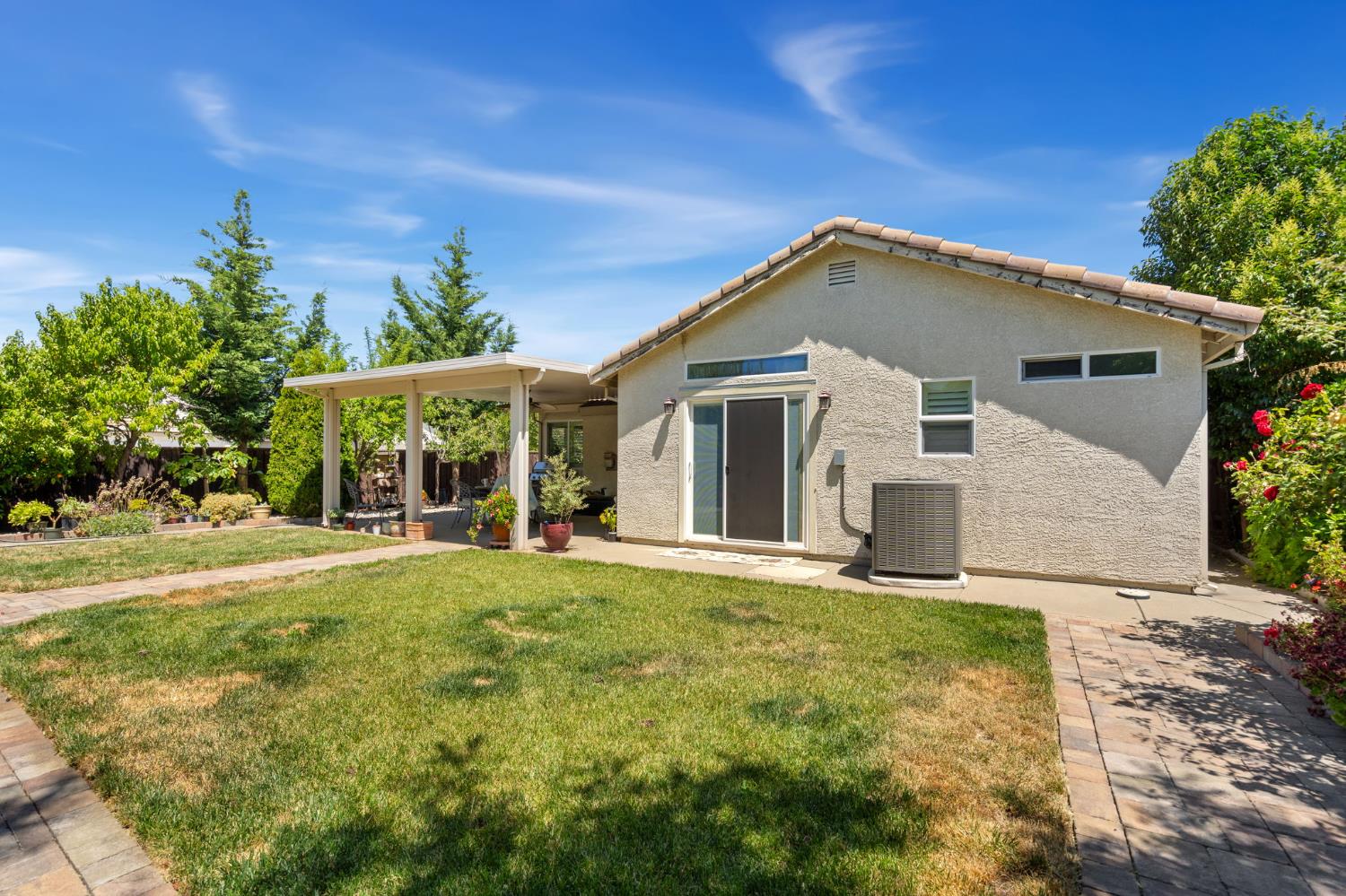 Livorno Way, Elk Grove, California image 20