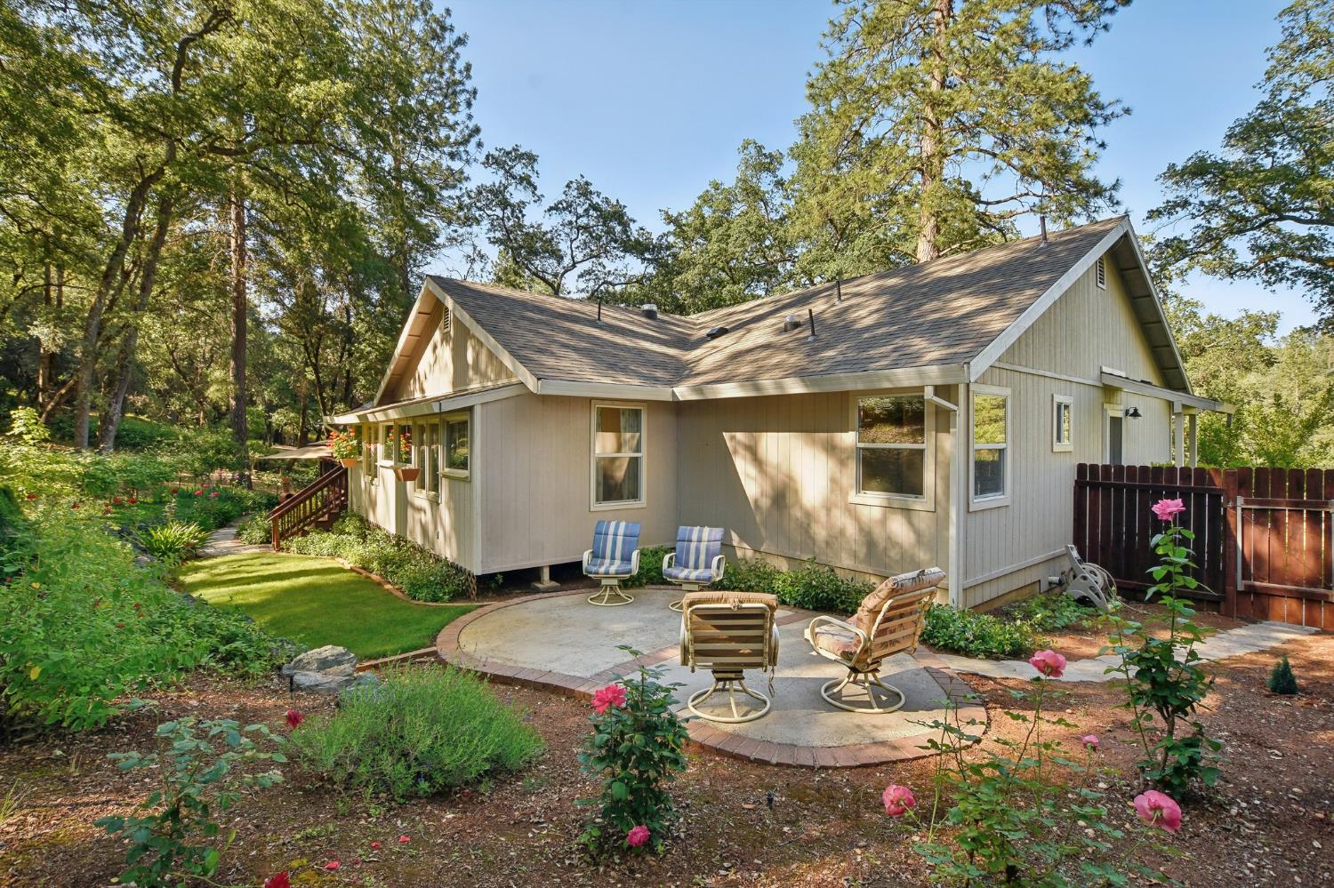 Spenceville Road, Penn Valley, California image 26