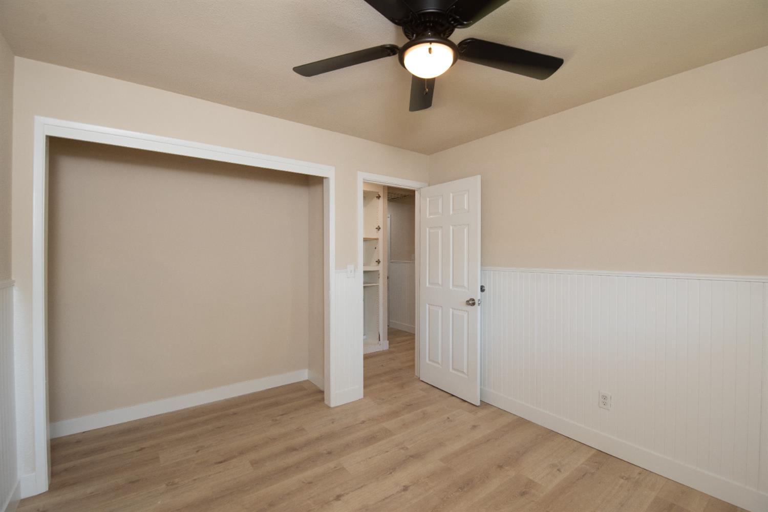 Woodbridge Court, Modesto, California image 15