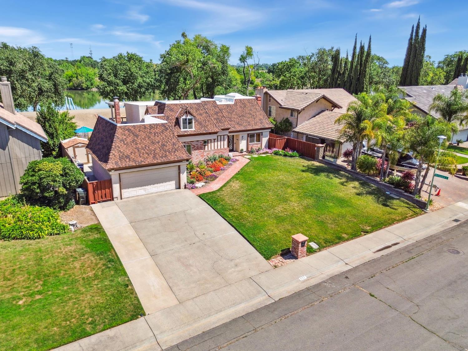 Brickyard Drive, Sacramento, California image 36
