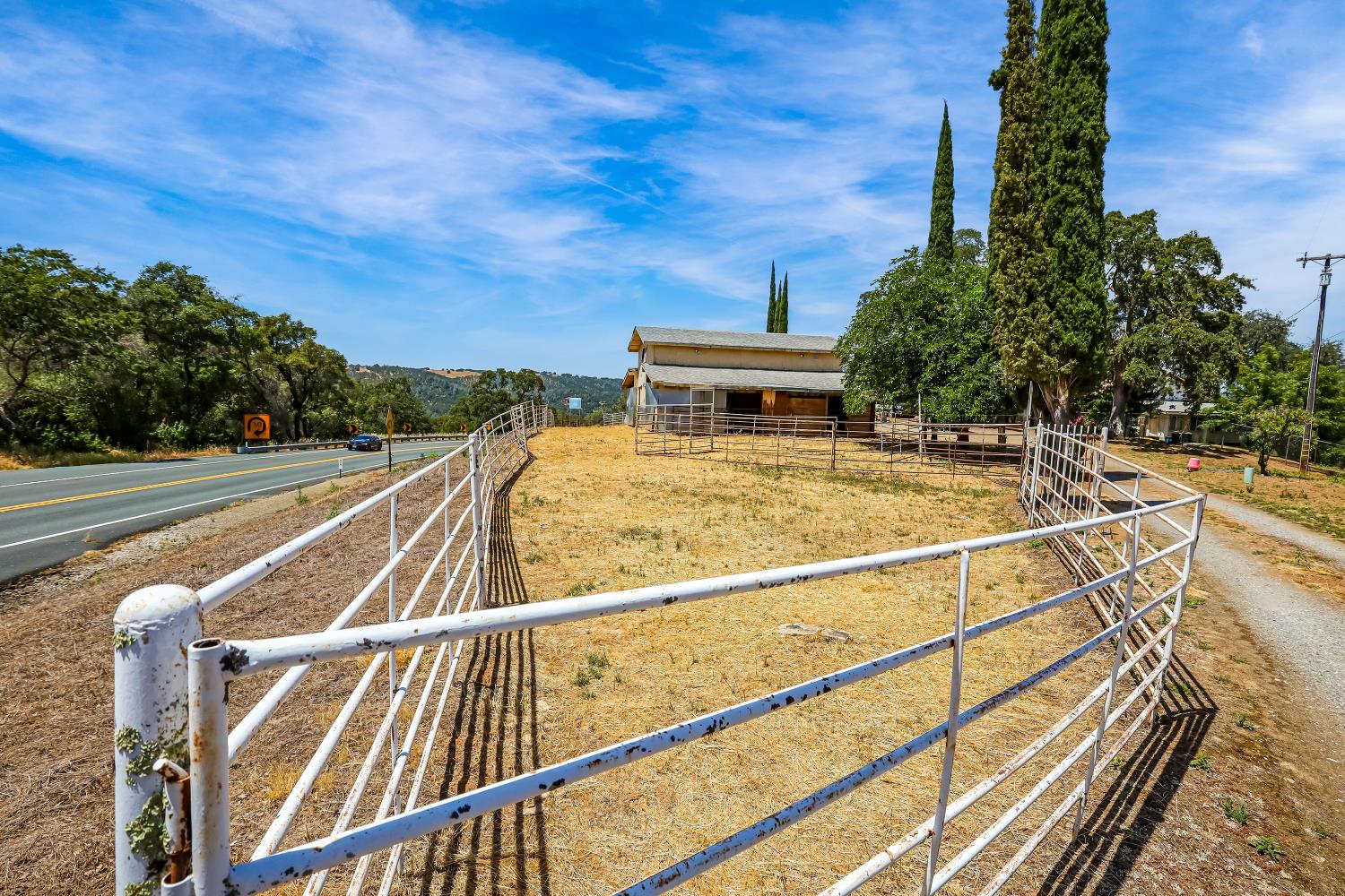 Detail Gallery Image 73 of 93 For 9574 Highway 49, Mokelumne Hill,  CA 95245 - 4 Beds | 2/1 Baths