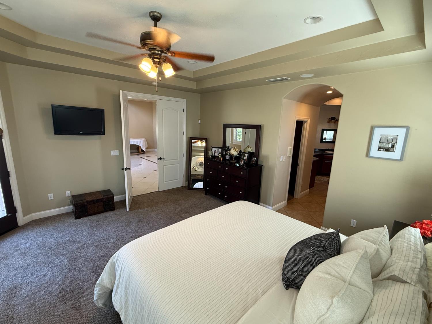 Terracina Circle, Manteca, California image 36