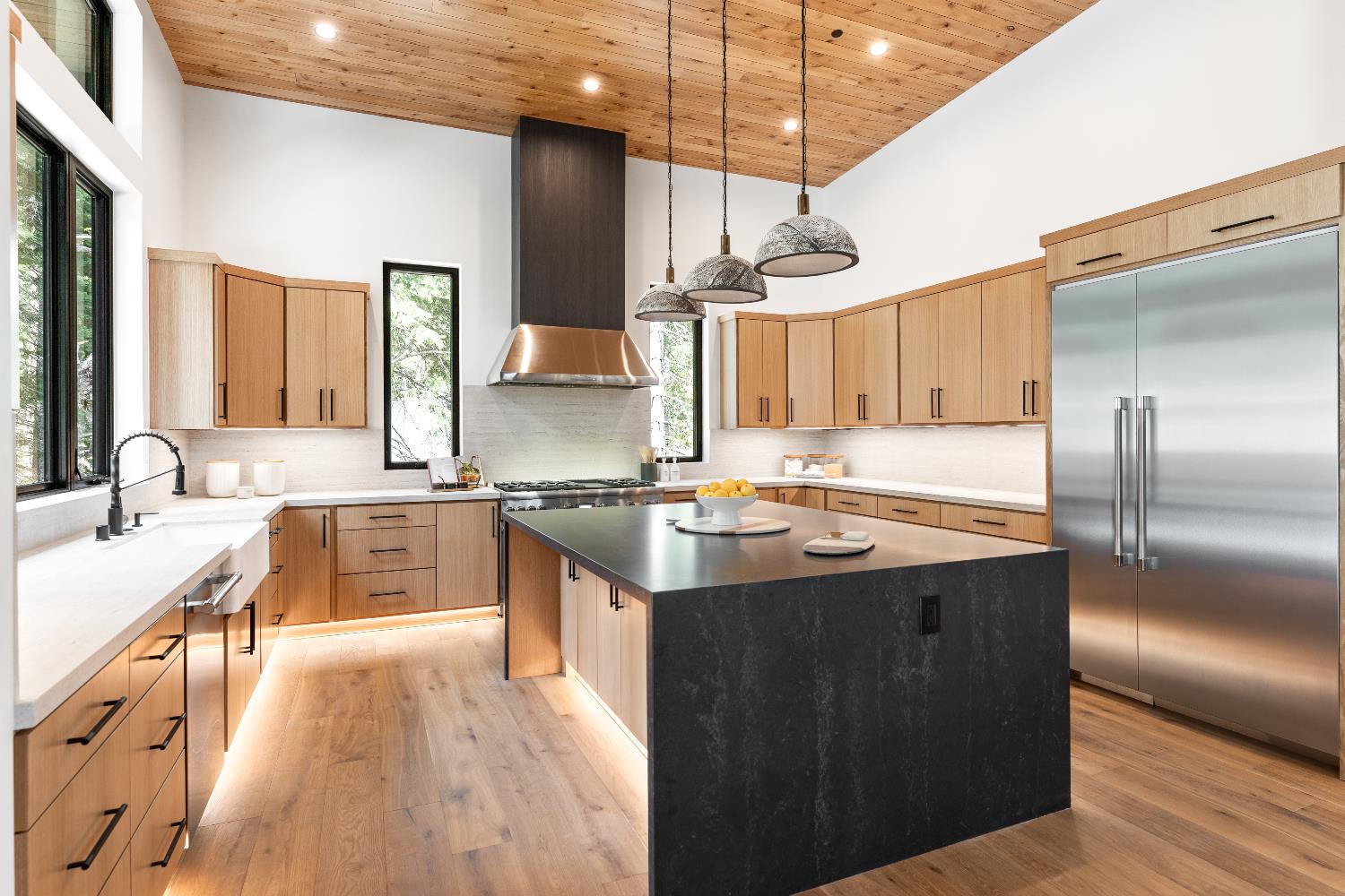 Saddleback Drive, Truckee, California image 9