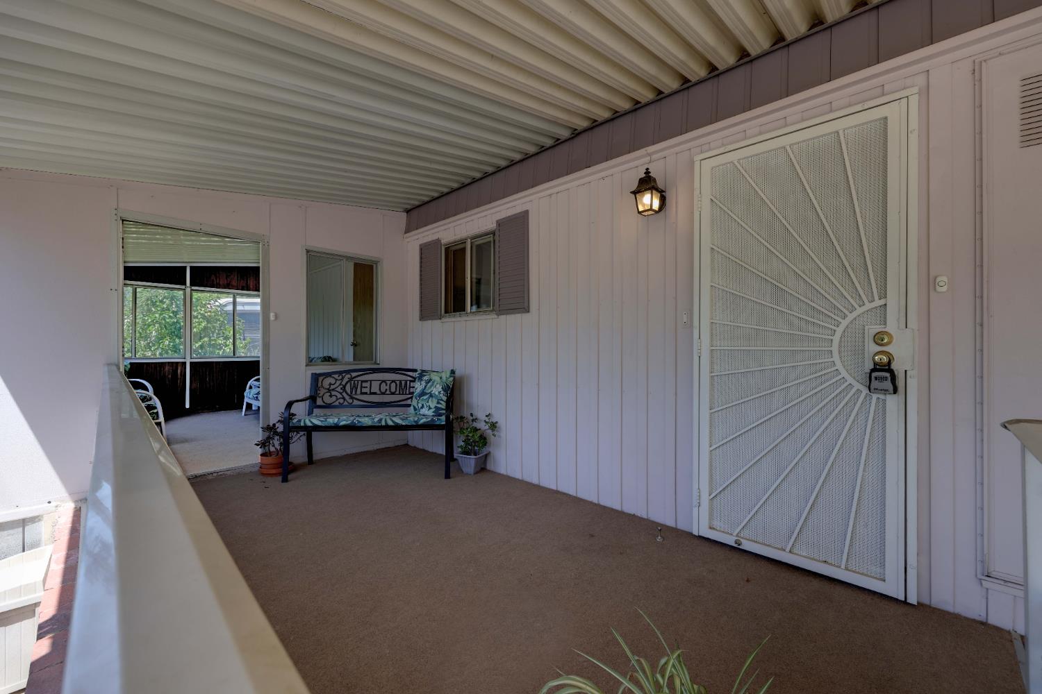 Detail Gallery Image 5 of 43 For 6052 Chad Dr, Newcastle,  CA 95658 - 2 Beds | 2 Baths