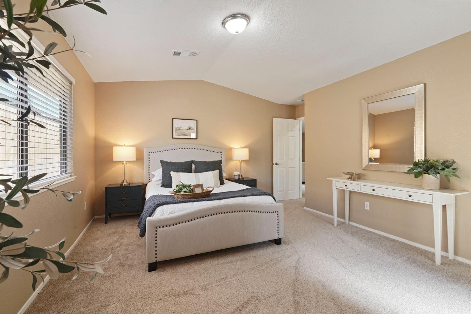 Dustin Court, Modesto, California image 27