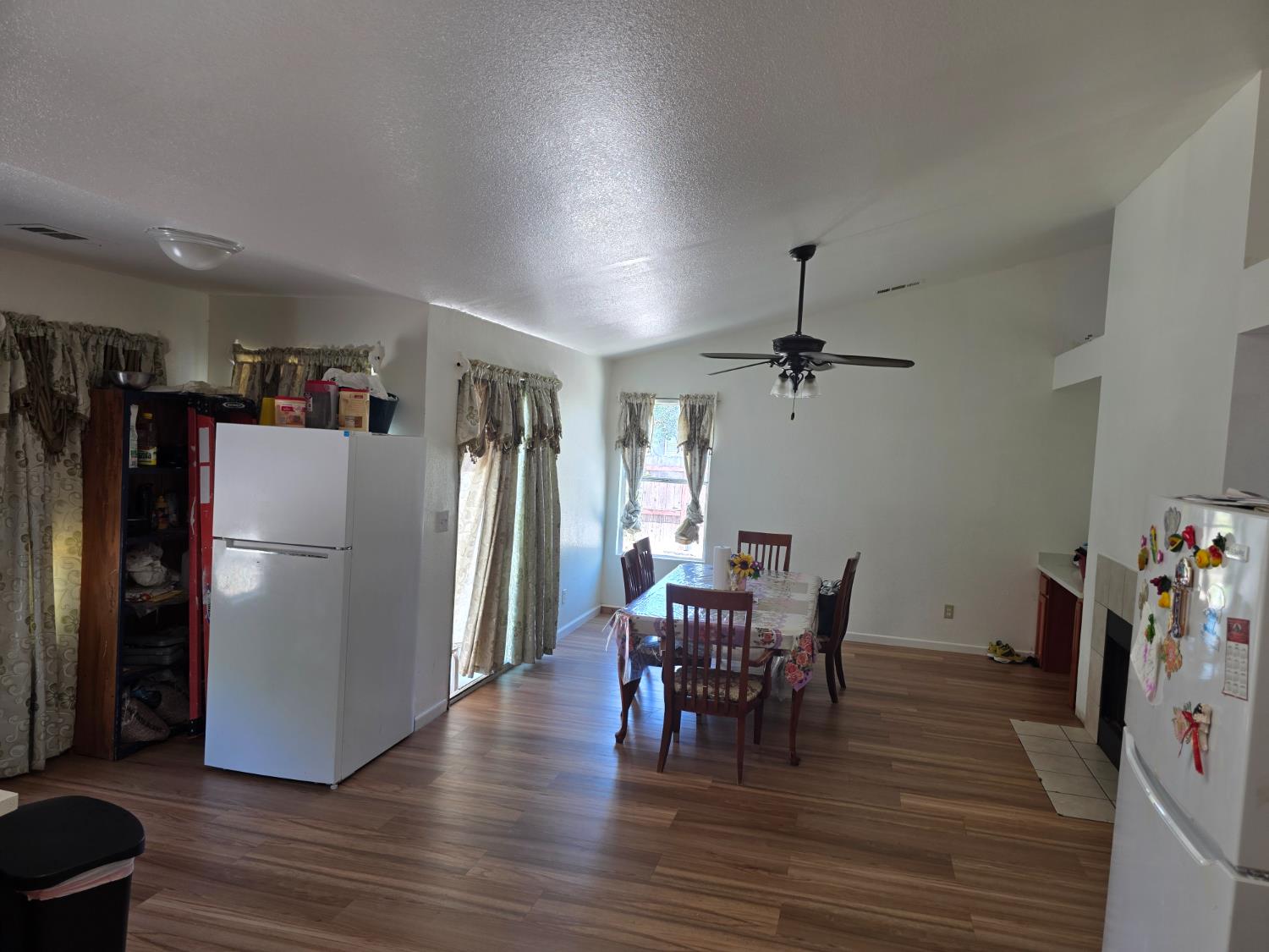 Detail Gallery Image 31 of 34 For 755 Windsor Ct, Los Banos,  CA 93635 - 5 Beds | 3 Baths