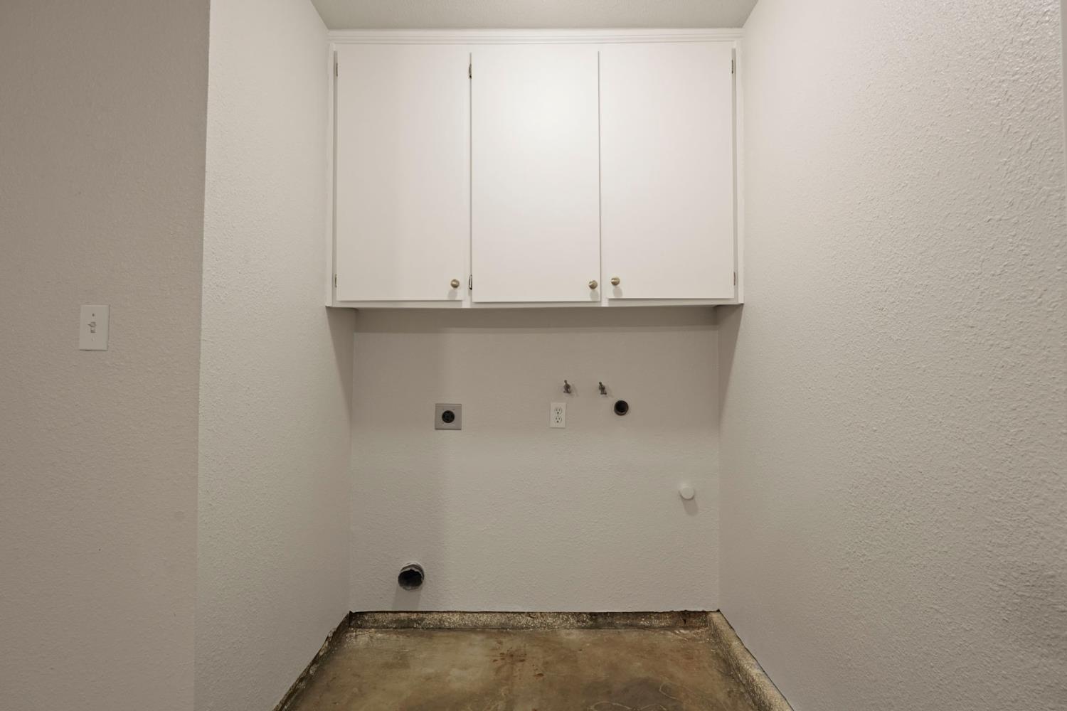 Dustin Court, Modesto, California image 34