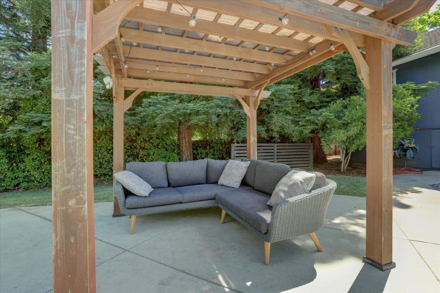 Erin Drive, Auburn, California image 31