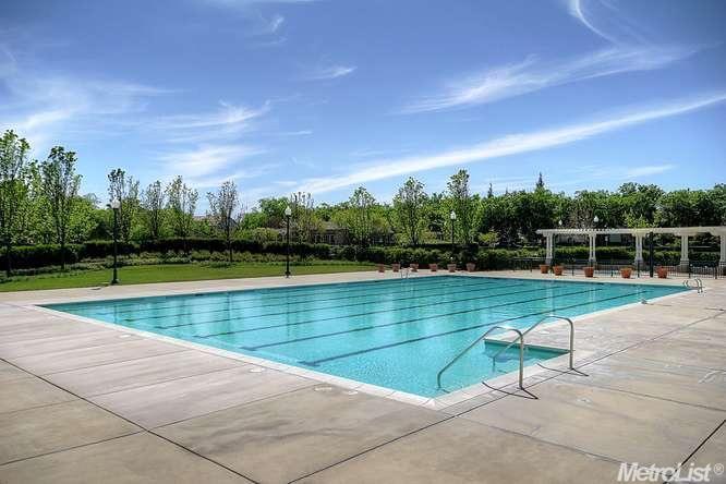 Daisy Lane, Tracy, California image 50
