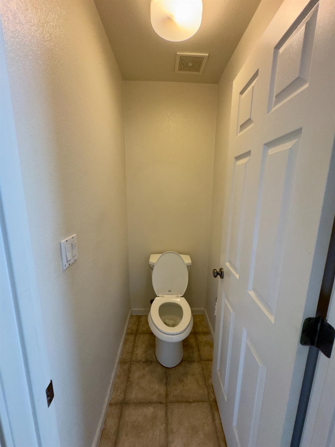 Quiet Brook Court, Manteca, California image 12