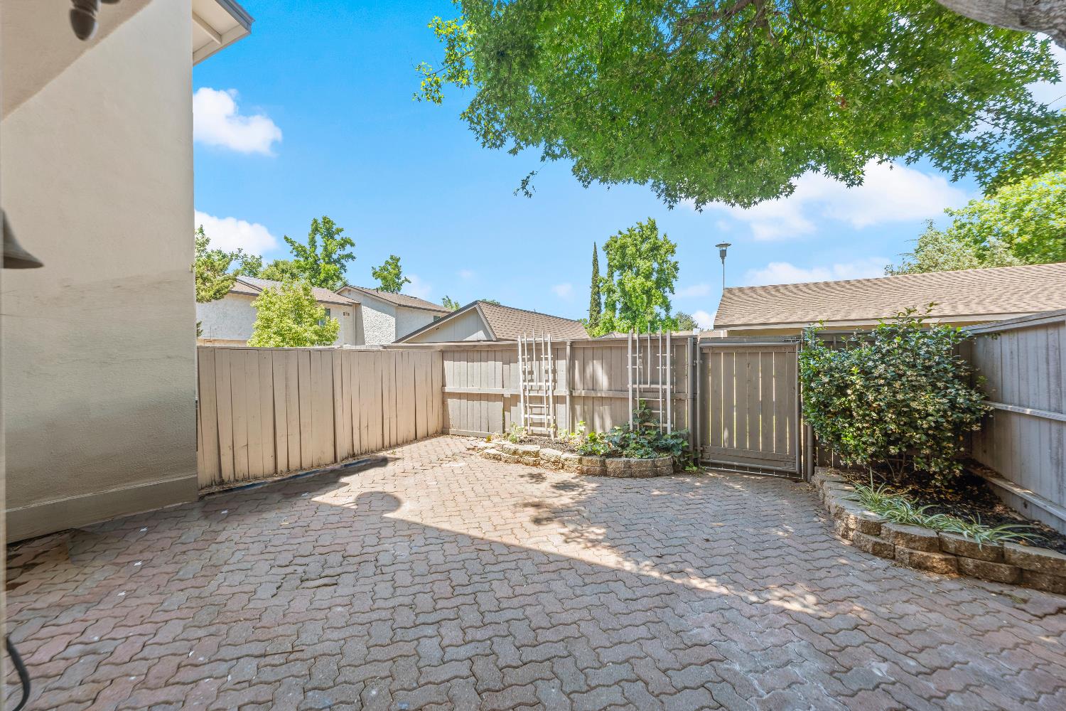Breeds Hill Court, Citrus Heights, California image 18